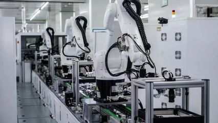 硬核!瀏陽經(jīng)開區(qū)藍(lán)思科技、鹽津鋪?zhàn)榆Q身智能制造&ldquo;國家隊(duì)&rdquo;